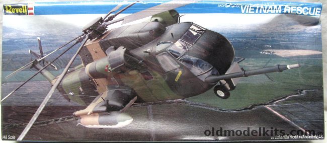Revell 1/48 Sikorksy HH-53C Vietnam Rescue with Jeep and 105mm Gun, 4542 plastic model kit